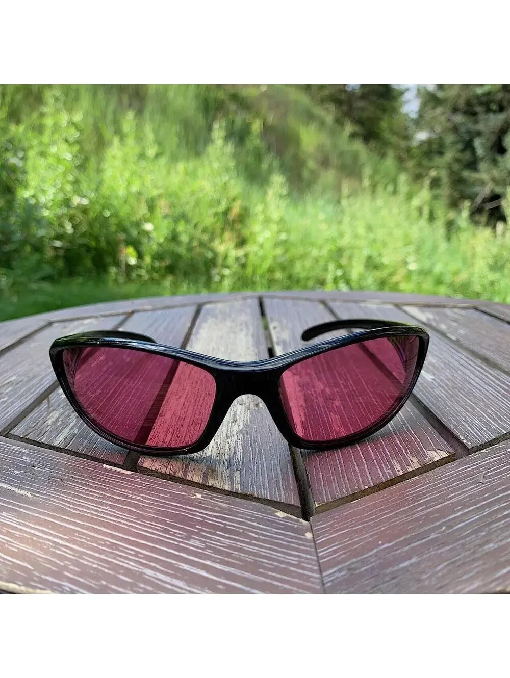 Cyber Grunge y2k 2000s Black Vented Sport futuristic style surfer raspberry